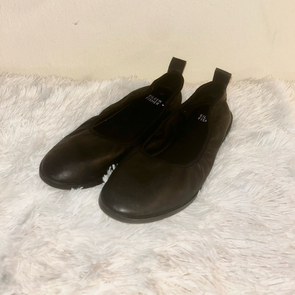 Black Leather Ballet Flats